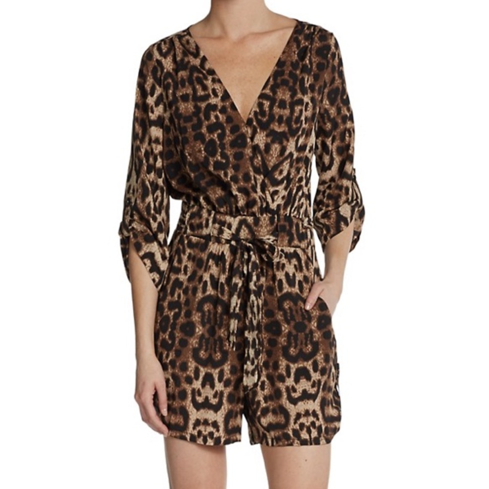 5/48 Black Romper - Picture 7 of 8